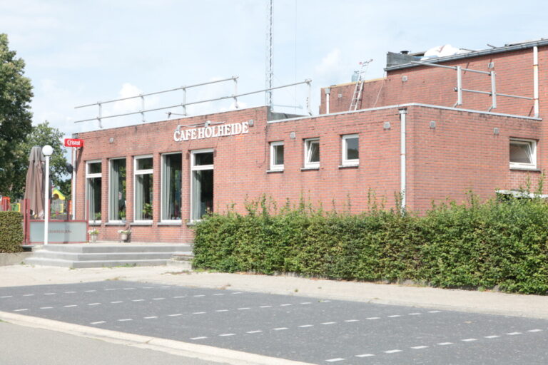 Renovatie plat dak, parochiezaal Holheide